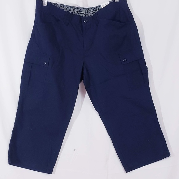 Dockers Pants - Women's Dockers Bermuda Pants - Size: 14